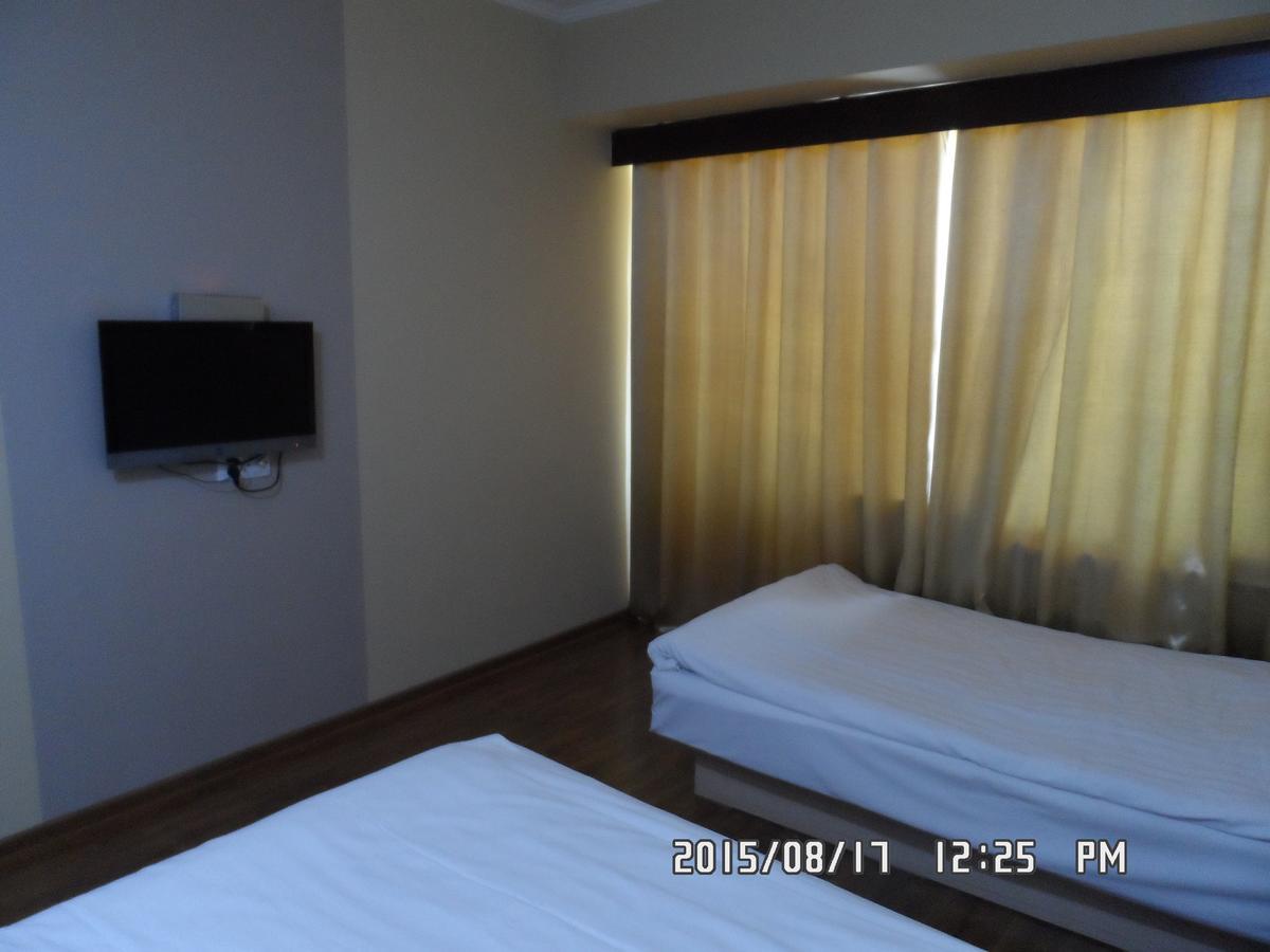 Friendship Hotel บิชเคก ภายนอก รูปภาพ